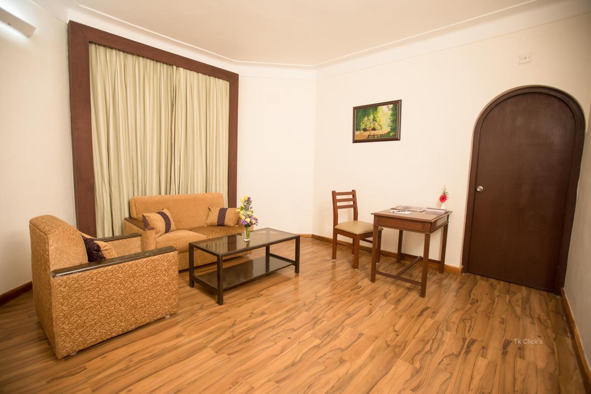 Hotel Kodai International Kodaikanal Phòng bức ảnh